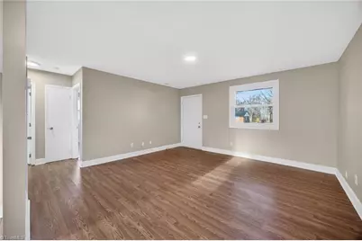 2403 Madre Place, Greensboro, NC 27406 - Photo 6