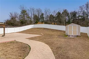 929 Big Creek Ct, High Point, NC 27265 - Photo 26