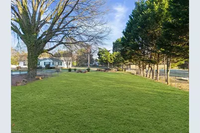 108 Wintergreen Road, Winston-Salem, NC 27107 - Photo 36