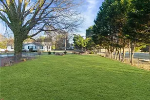 108 Wintergreen Rd, Winston-Salem, NC 27107 - Photo 36