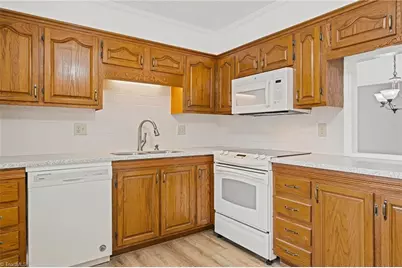 111 Chrisfield Circle, Winston-Salem, NC 27104 - Photo 12