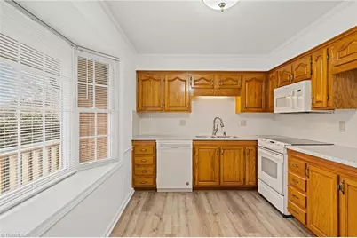 111 Chrisfield Circle, Winston-Salem, NC 27104 - Photo 10