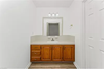 111 Chrisfield Circle, Winston-Salem, NC 27104 - Photo 34