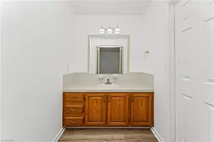 111 Chrisfield Cir, Winston-Salem, NC 27104 - Photo 34