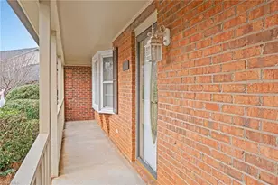 111 Chrisfield Cir, Winston-Salem, NC 27104 - Photo 2