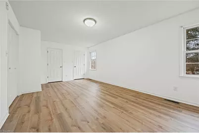 111 Chrisfield Circle, Winston-Salem, NC 27104 - Photo 32