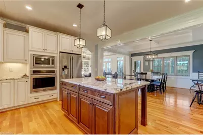 208 Lakeshore Drive, Reidsville, NC 27320 - Photo 12