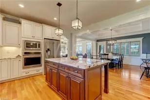 208 Lakeshore Dr, Reidsville, NC 27320 - Photo 12