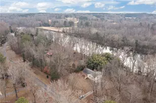 3221 Oakridge Dr, Graham, NC 27253 - Photo 26