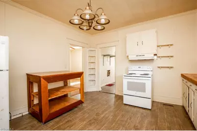 909 Mill Avenue, High Point, NC 27260 - Photo 4