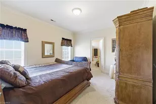 204 Fosseway Dr, Greensboro, NC 27455 - Photo 30