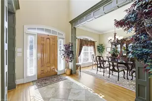 204 Fosseway Dr, Greensboro, NC 27455 - Photo 8