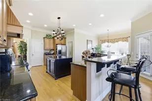 204 Fosseway Dr, Greensboro, NC 27455 - Photo 22