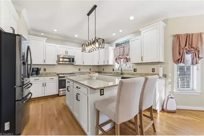 5716 Sutter Lane, Kernersville, NC 27284 - Photo 8