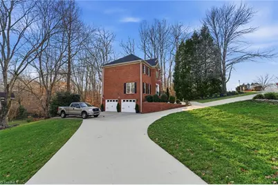 5716 Sutter Lane, Kernersville, NC 27284 - Photo 32