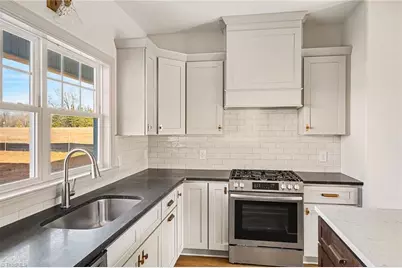 8020 Nc Highway 65, Summerfield, NC 27358 - Photo 20