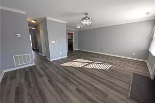 2808 Shadowbrook Ln, Winston-Salem, NC 27103 - Photo 8