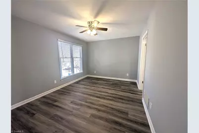 2808 Shadowbrook Lane, Winston-Salem, NC 27103 - Photo 10