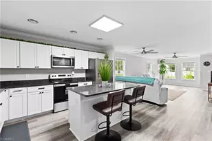 2709 Farmbrook Rd, Winston-Salem, NC 27103 - Photo 12