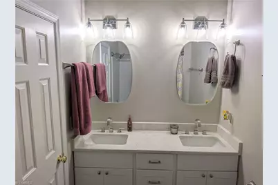 5703 Chinaberry Place, Greensboro, NC 27405 - Photo 10