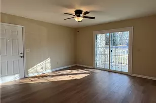 5521 Hornaday Rd, Greensboro, NC 27409 - Photo 6