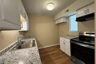 5521 Hornaday Rd, Greensboro, NC 27409 - Photo 16