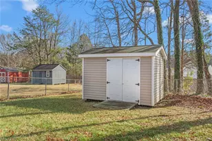 1116 Old Glencoe Road W, Burlington, NC 27217 - Photo 28