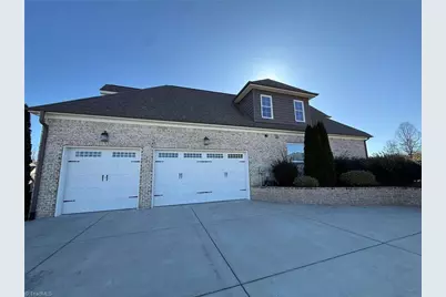 8521 Parkchester Place, Oak Ridge, NC 27310 - Photo 2