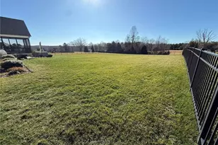 8521 Parkchester Pl, Oak Ridge, NC 27310 - Photo 4