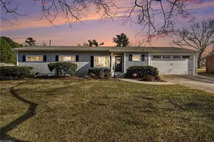 913 Alice Dr, Thomasville, NC 27360 - Photo 2