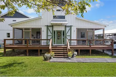 106 Grants Home Trail, Ararat, NC 27007 - Photo 4