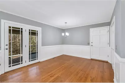 401 Poplar Creek Drive, Wilkesboro, NC 28697 - Photo 20