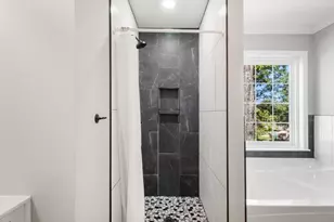 2410 Cedar Ln, Kernersville, NC 27284 - Photo 22