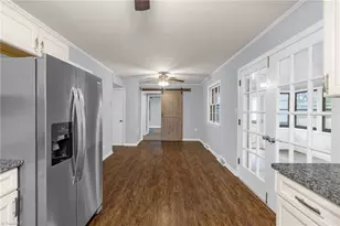 2404 Kery Dr, Greensboro, NC 27408 - Photo 14