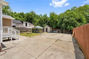 1021 Asheboro St, High Point, NC 27260 - Photo 28