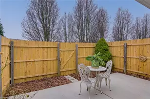 102 Bowen Lake Dr, Kernersville, NC 27284 - Photo 26