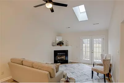 102 Bowen Lake Drive, Kernersville, NC 27284 - Photo 4