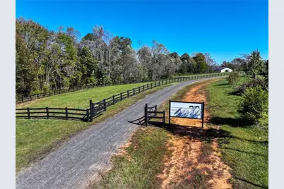 979 Perkinson Road, Ruffin, NC 27326 - Photo 2