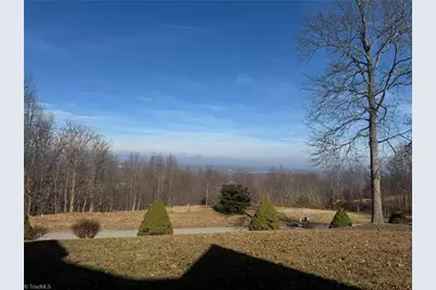 1148 Town N Country Drive, Wilkesboro, NC 28697 - Photo 50