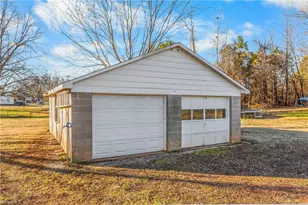 2450 E US Hwy 64, Mocksville, NC 27028 - Photo 24