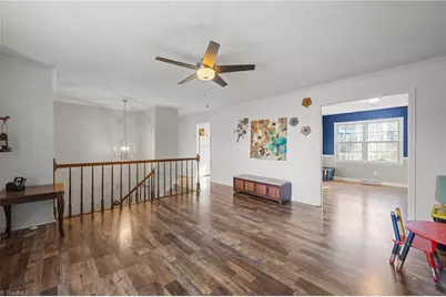 3742 Crosland Road, Winston-Salem, NC 27106 - Photo 10