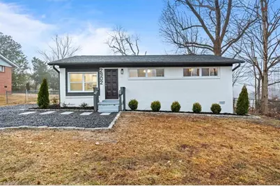 2902 Phillips Avenue, Greensboro, NC 27405 - Photo 2