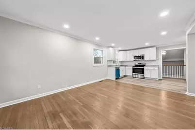 2902 Phillips Avenue, Greensboro, NC 27405 - Photo 6