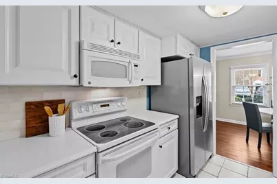 3007 Patriot Court #D, Greensboro, NC 27408 - Photo 12