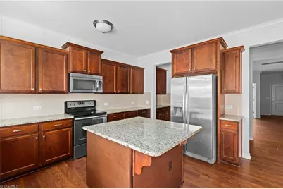 2473 Moss Grove Crossing, Winston-Salem, NC 27103 - Photo 10