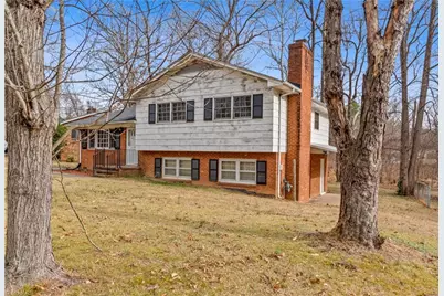 3005 Twin Lakes Drive, Greensboro, NC 27407 - Photo 2