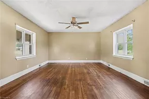 536 N Elm St, Asheboro, NC 27203 - Photo 6