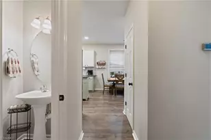 6417 Rock Springs Rd, Greensboro, NC 27410 - Photo 14