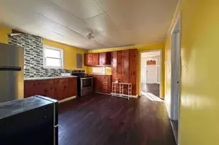 332 Pegram St, Elkin, NC 28621 - Photo 6