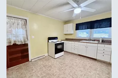 105 Pine Street, Jonesville, NC 28642 - Photo 4